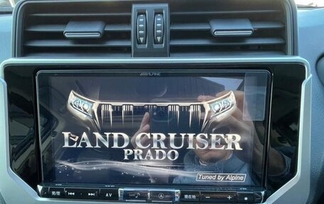 Toyota Land Cruiser Prado 150 рестайлинг 2, 2021 год, 3 650 000 рублей, 13 фотография