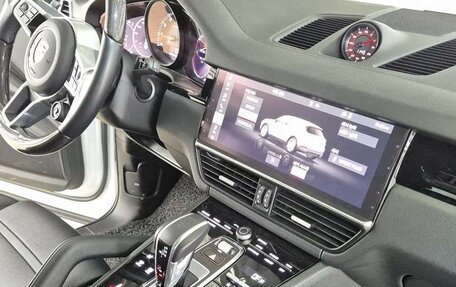 Porsche Cayenne III, 2020 год, 6 450 000 рублей, 12 фотография