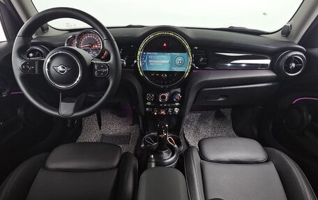 MINI Hatch, 2022 год, 2 240 000 рублей, 6 фотография