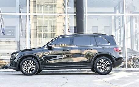 Mercedes-Benz GLB, 2024 год, 3 600 000 рублей, 2 фотография