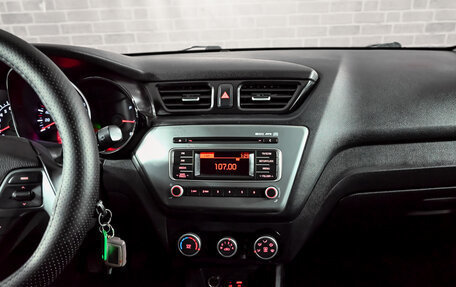 KIA Rio III рестайлинг, 2016 год, 1 050 000 рублей, 21 фотография
