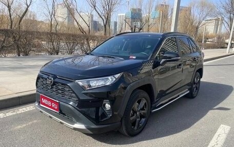 Toyota RAV4, 2022 год, 2 700 000 рублей, 1 фотография