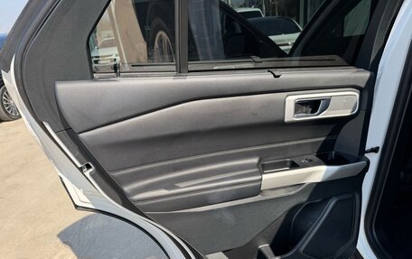 Ford Explorer VI, 2022 год, 4 950 000 рублей, 22 фотография