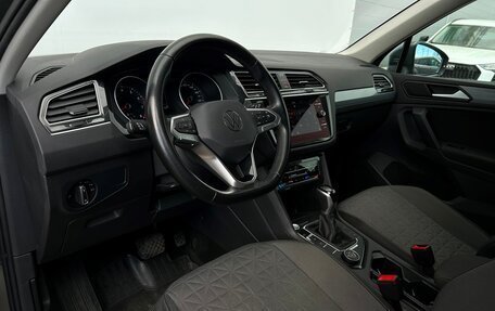 Volkswagen Tiguan II, 2021 год, 3 595 800 рублей, 5 фотография