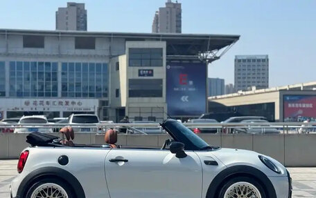 MINI Cabrio, 2023 год, 3 790 000 рублей, 5 фотография