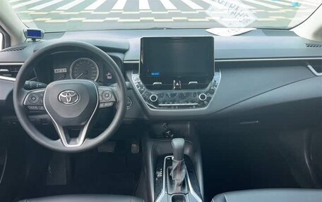 Toyota Corolla, 2021 год, 1 850 000 рублей, 6 фотография