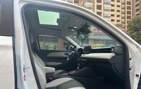 Honda Vezel, 2022 год, 1 390 000 рублей, 14 фотография
