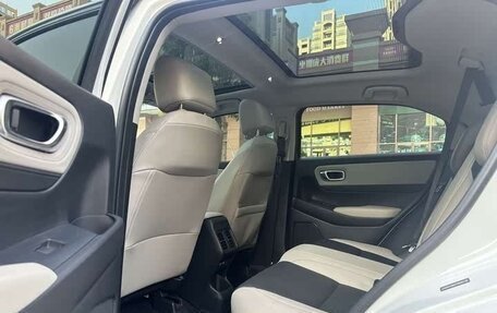 Honda Vezel, 2022 год, 1 390 000 рублей, 15 фотография