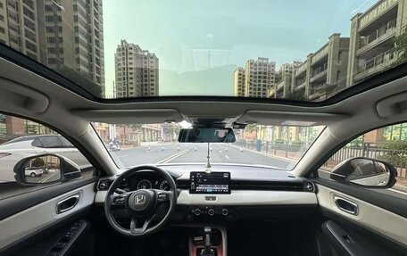 Honda Vezel, 2022 год, 1 390 000 рублей, 12 фотография