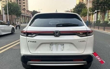 Honda Vezel, 2022 год, 1 390 000 рублей, 11 фотография