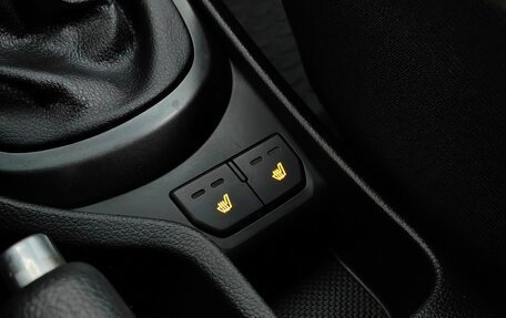 KIA Rio III рестайлинг, 2015 год, 888 000 рублей, 22 фотография
