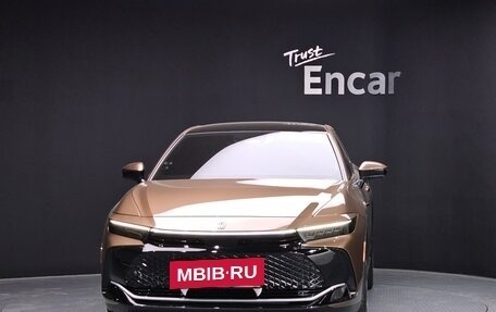Toyota Crown, 2024 год, 4 470 000 рублей, 3 фотография
