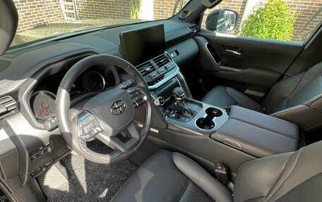 Toyota Land Cruiser, 2022 год, 11 700 000 рублей, 8 фотография
