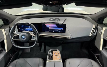 BMW iX, 2022 год, 10 500 000 рублей, 18 фотография