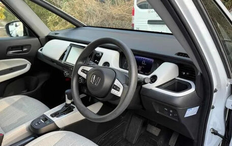 Honda Fit, 2021 год, 1 650 000 рублей, 13 фотография