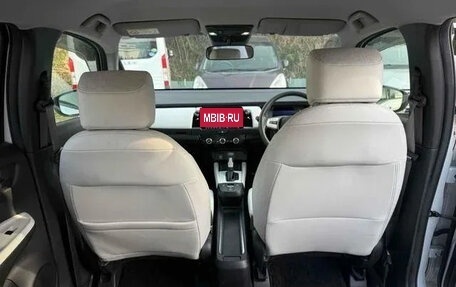 Honda Fit, 2021 год, 1 650 000 рублей, 9 фотография