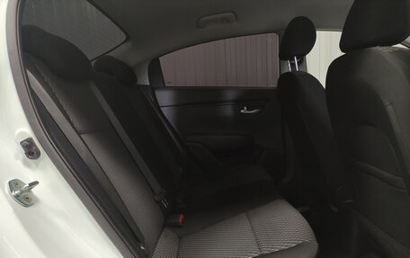 KIA Rio IV, 2019 год, 1 370 000 рублей, 10 фотография