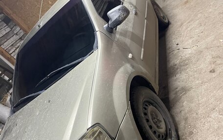 Renault Logan I, 2012 год, 300 000 рублей, 2 фотография