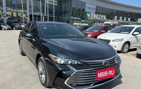 Toyota Avalon, 2022 год, 2 500 000 рублей, 2 фотография