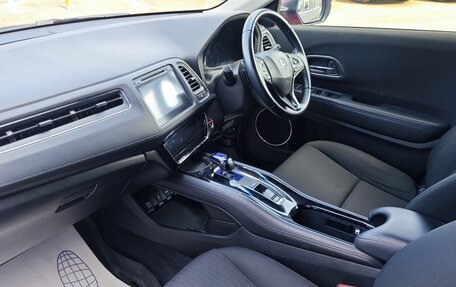 Honda Vezel, 2017 год, 1 700 000 рублей, 7 фотография