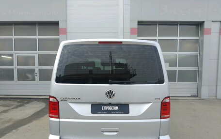 Volkswagen Caravelle T6 рестайлинг, 2016 год, 2 890 000 рублей, 7 фотография
