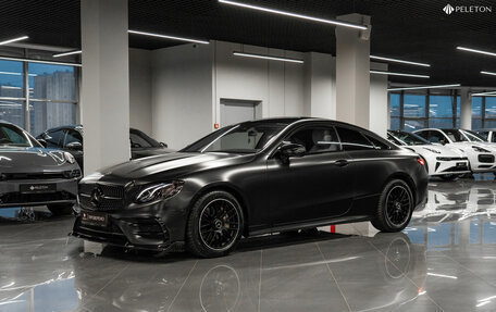 Mercedes-Benz E-Класс, 2019 год, 4 700 000 рублей, 1 фотография
