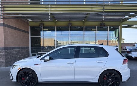 Volkswagen Golf GTI, 2022 год, 4 180 000 рублей, 5 фотография