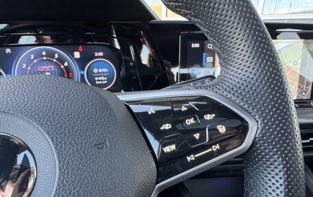 Volkswagen Golf GTI, 2022 год, 4 180 000 рублей, 28 фотография