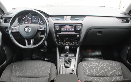 Skoda Octavia, 2018 год, 1 420 000 рублей, 15 фотография