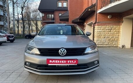 Volkswagen Jetta VI, 2016 год, 950 000 рублей, 2 фотография
