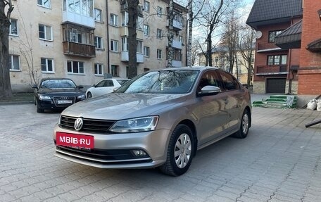 Volkswagen Jetta VI, 2016 год, 950 000 рублей, 3 фотография