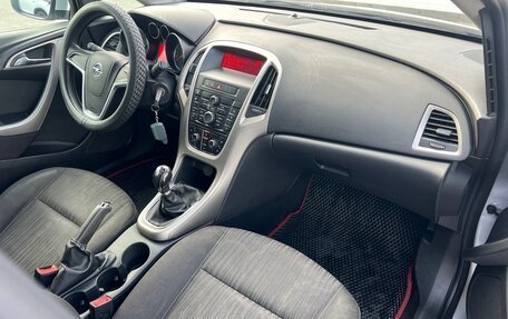 Opel Astra J, 2012 год, 650 000 рублей, 9 фотография