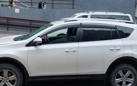 Toyota RAV4, 2015 год, 2 150 000 рублей, 3 фотография