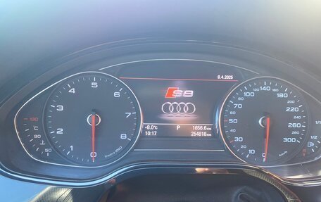 Audi A8, 2011 год, 1 900 000 рублей, 9 фотография