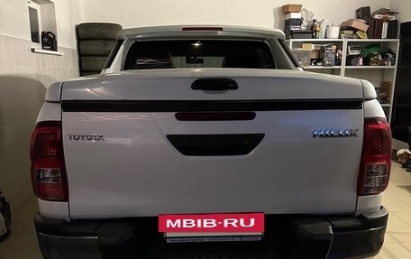 Toyota Hilux VIII, 2019 год, 3 900 000 рублей, 6 фотография