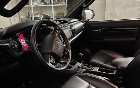 Toyota Hilux VIII, 2019 год, 3 900 000 рублей, 4 фотография