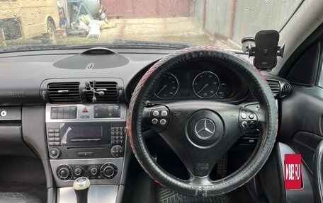 Mercedes-Benz C-Класс, 2005 год, 285 000 рублей, 10 фотография