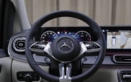 Mercedes-Benz V-Класс, 2024 год, 14 700 000 рублей, 24 фотография