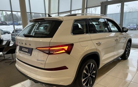 Skoda Kodiaq I, 2023 год, 4 950 000 рублей, 4 фотография