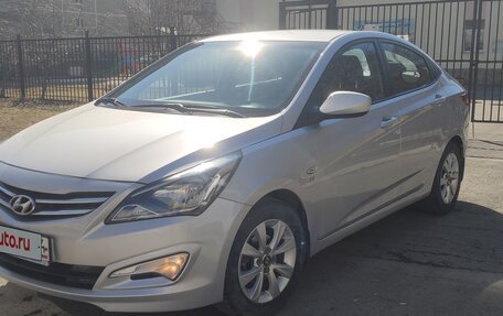 Hyundai Solaris II рестайлинг, 2014 год, 1 300 000 рублей, 12 фотография