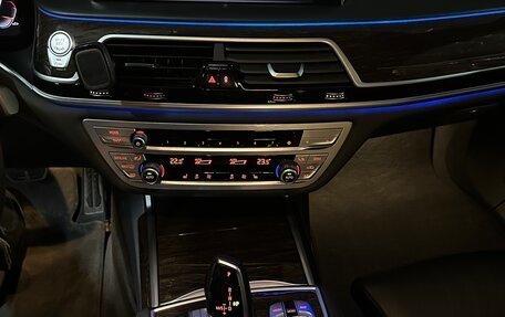 BMW 7 серия, 2019 год, 6 200 000 рублей, 20 фотография