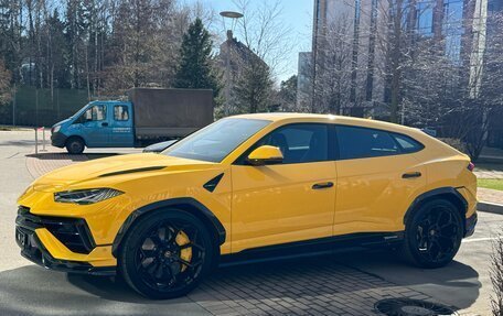 Lamborghini Urus I, 2024 год, 42 500 000 рублей, 3 фотография