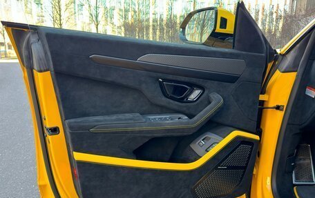 Lamborghini Urus I, 2024 год, 42 500 000 рублей, 19 фотография