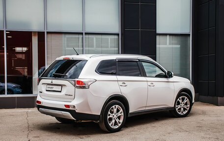 Mitsubishi Outlander III рестайлинг 3, 2014 год, 1 381 400 рублей, 3 фотография