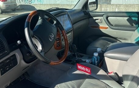 Toyota Land Cruiser 100 рестайлинг 2, 2006 год, 3 750 000 рублей, 5 фотография
