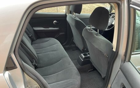 Nissan Tiida, 2010 год, 808 000 рублей, 10 фотография