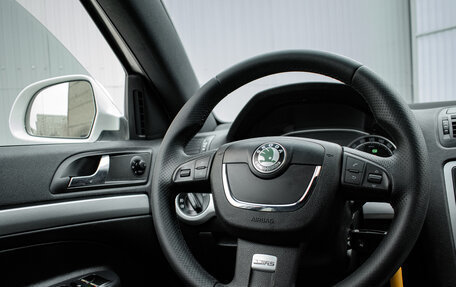 Skoda Octavia RS, 2011 год, 1 255 000 рублей, 15 фотография
