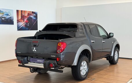 Mitsubishi L200 IV рестайлинг, 2013 год, 1 499 000 рублей, 5 фотография