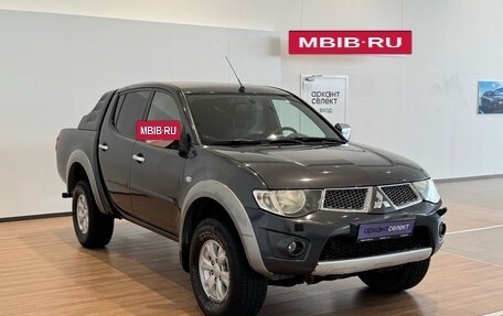 Mitsubishi L200 IV рестайлинг, 2013 год, 1 499 000 рублей, 3 фотография