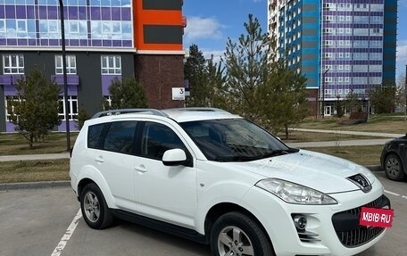 Peugeot 4007, 2011 год, 930 000 рублей, 2 фотография